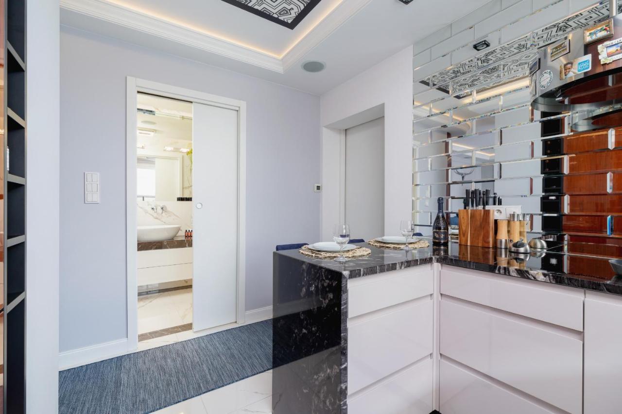 Luxurious Rozdroże By Renters Prestige Apartament